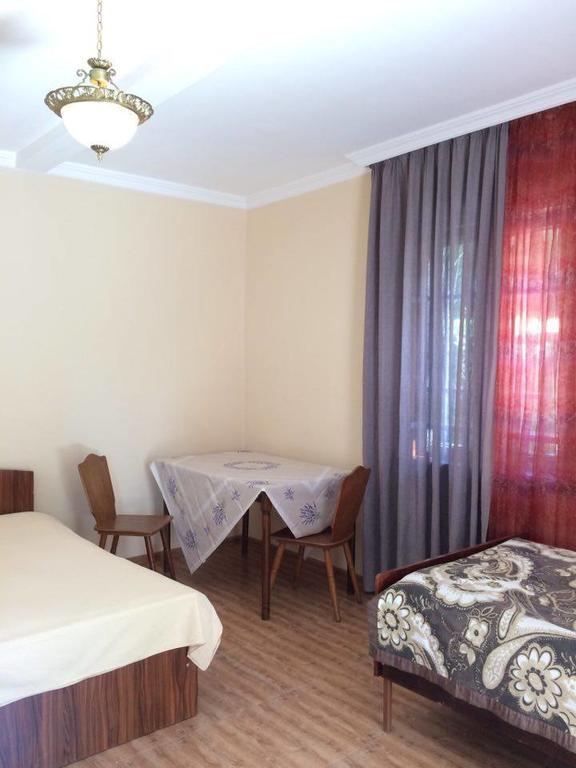 קובולטי Marinas Guesthouse מראה חיצוני תמונה